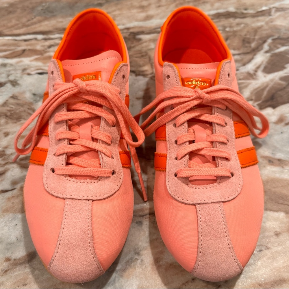 Women's adidas Originals Tokyo - size 9.5 Pink/Orange